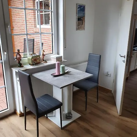 Happy アパート Heede